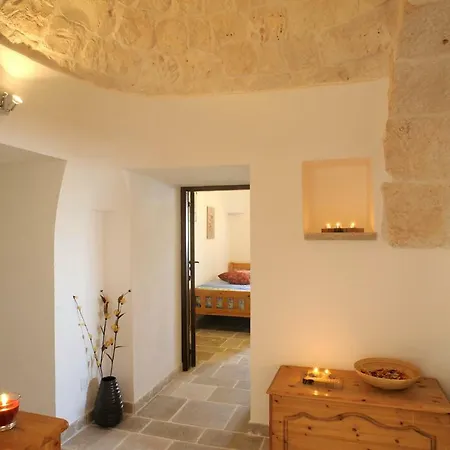 Trullo Sull'aia * Martina Franca