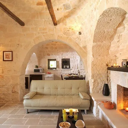 Trullo Sull'aia